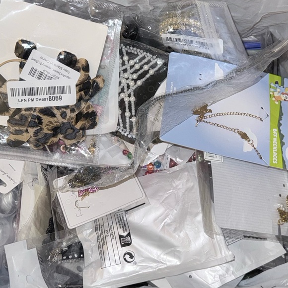 ‼️SOLD OUT‼️ - Picture 6 of 9